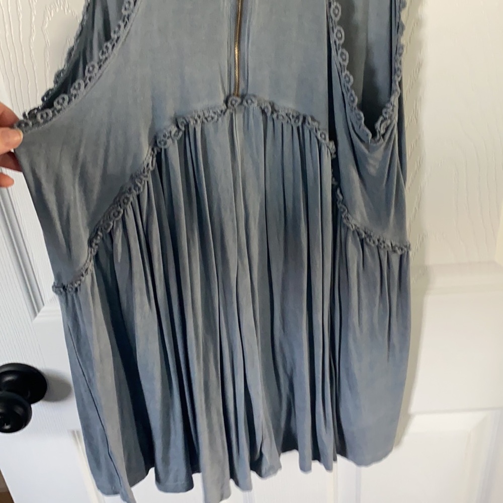 Tank top - Picture 4 of 4